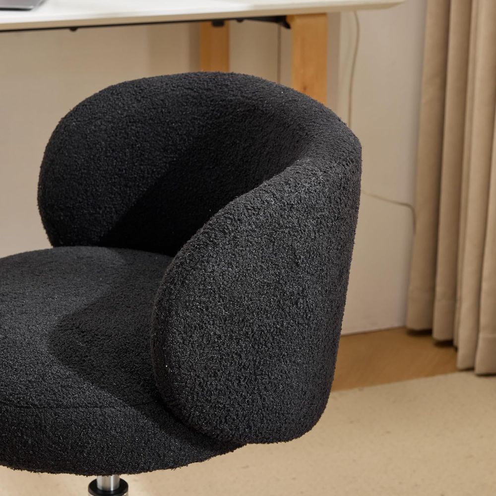 Компактный поворотный стул на  – обзор и цена Office Tech Chair